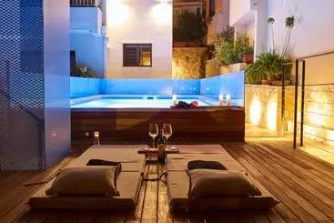 هتل آپارتمان Corso Levante Luxury Suites
