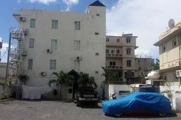 هتل Hôtel Le Corail