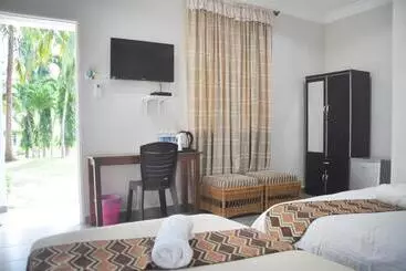 هتل Sunset Bay Cottage