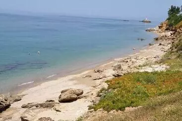 Appartements touristiques Oikia Eleanthi   Beachfront Garden Home!