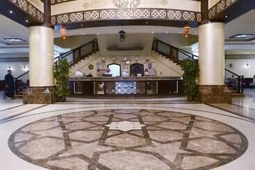 בית מלון כפרי Hayah Plaza