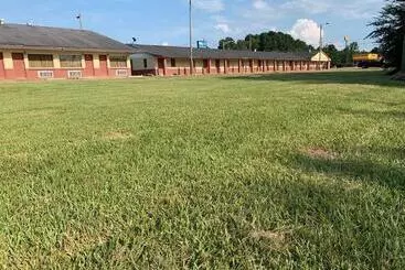 モーテル Relax Inn & Suites