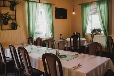 Majatalo Penzion & Restaurace U Vily