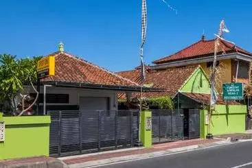 ホテル Spot On 3178 Homestay Sampalan Indah Ii