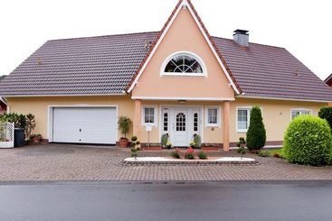 アパートメント Beautiful Property With Terrace And A Small Garden