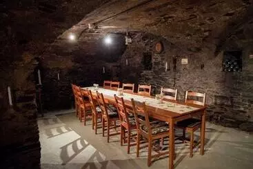 Turistihuoneistot Pleasant Apartment In Ernst Bei Cochem With Garden