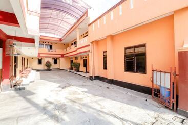 בית מלון כפרי Cempaka