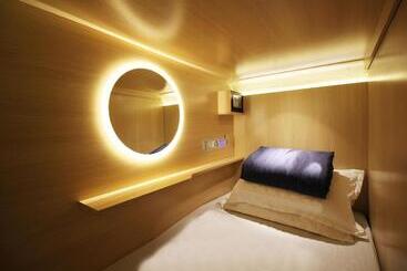 هتل L étoile De Mer Tsim Sha Tsui