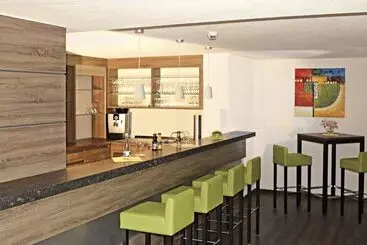 Hotelli Zum Hirsch Wörth Am Rhein