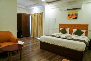 Suraksha Stay Itpl Hotel Banglore