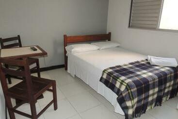 Economy 888   By Up Hotel   Próximo A Praça Da Estação E Rodoviária