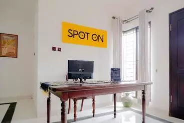 Otel Spot On 3037 Sakinah Residence