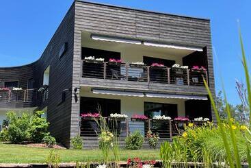 هتل آپارتمان Villa Collina Verde