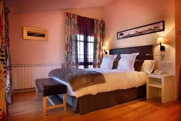 簡易ホテル Hostería De Guara