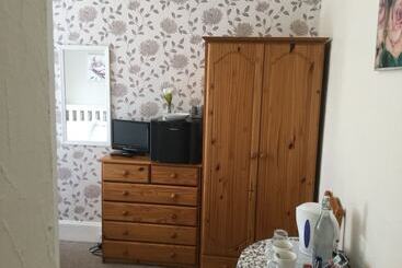 Hotel Newburgh Guesthouse