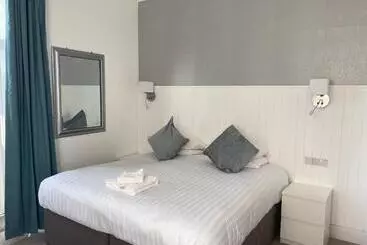 호텔 The Shelbourne   Exclusivley For Adults