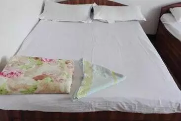 Bed and Breakfast Kayastha Restaurant & Lodge