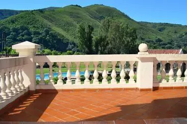 Hostal Hosteria La Caldera