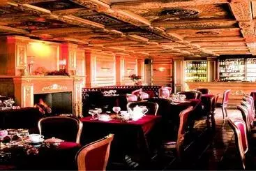 Hotelli Archontiko Sisilianou