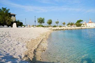 فندق Apartments Ivan