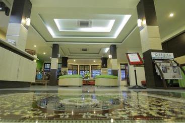 Hotel Kesambi Hijau