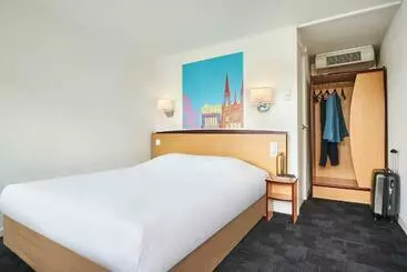 ホテル Kyriad Direct Evreux