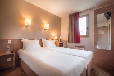 هتل Kyriad Le Bourget Centre Parc Des Expositions