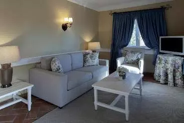 هتل M'ar De Ar Muralhas