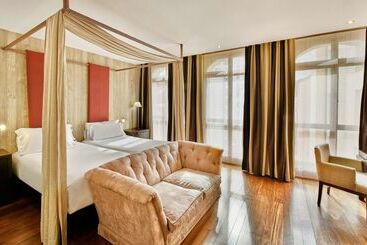 فندق NH Collection Palacio De Burgos