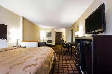 ホテル Quality Inn Monee I57