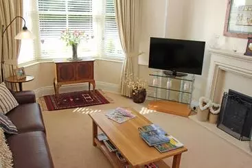 فندق St John S Lodge Incl Off Site Leisure Club