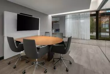 Ac Hotel By Marriott Santa Rosa Sonoma Wine Country