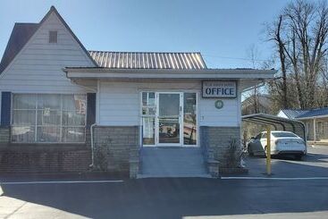 Blue Haven Motel I 75 North Exit 128&129