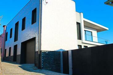 پانسیون Galafura Design House