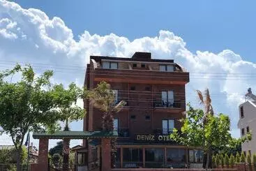 Deniz Otel