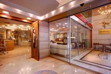 Apartaments Hotel Hispanos 7 Suiza