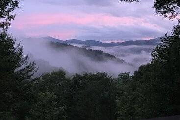 مبيت وإفطار Lazy Bear Lodge