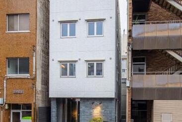 هتل آپارتمان Grand Base Takamatsu