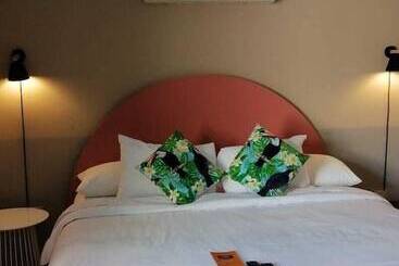 酒店 Cardedeu Express