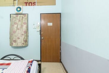 پانسیون 7 Holder Guesthouse