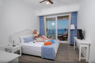 ホテル Marvel Tree