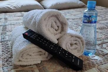 Pensión гостевой дом монэ на воронова 86