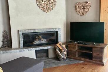 Au Charmant Petit Lac   Ecohotel Parc & Spa