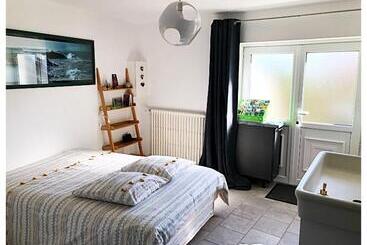 ベッドアンドブレックファースト Chambre Studio Pomme Happy Aux Portes De Bayeux Normandie 1 à 2 Pers