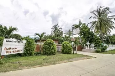 ホテル The Rome Resort