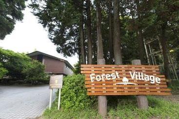 Отель Showa Forest Village
