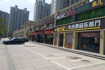 בית מלון כפרי Greentree Inn Taian High Speed Railway Station Lingshan Avenue Business