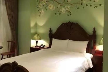 Le Grand Hanoi Hotel   The Oriental
