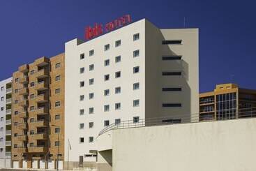 酒店 Ibis Bragança