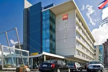 هتل Ibis Montevideo Rambla